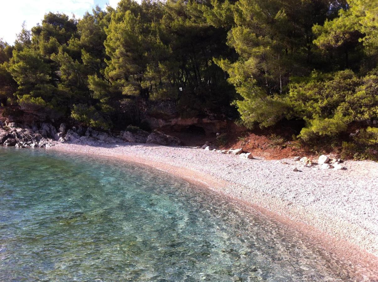 Seaside Secluded Apartments Zavala, Hvar - 15357 ييلسا المظهر الخارجي الصورة