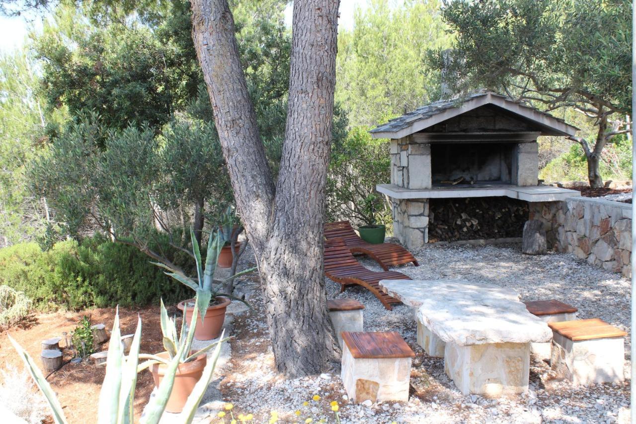 Seaside Secluded Apartments Zavala, Hvar - 15357 ييلسا المظهر الخارجي الصورة