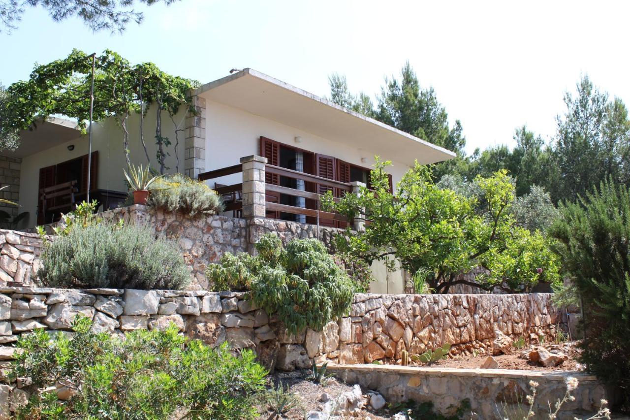 Seaside Secluded Apartments Zavala, Hvar - 15357 ييلسا المظهر الخارجي الصورة