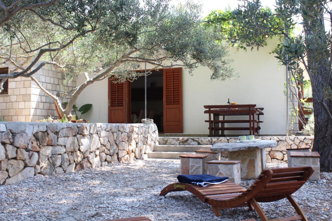 Seaside Secluded Apartments Zavala, Hvar - 15357 ييلسا المظهر الخارجي الصورة