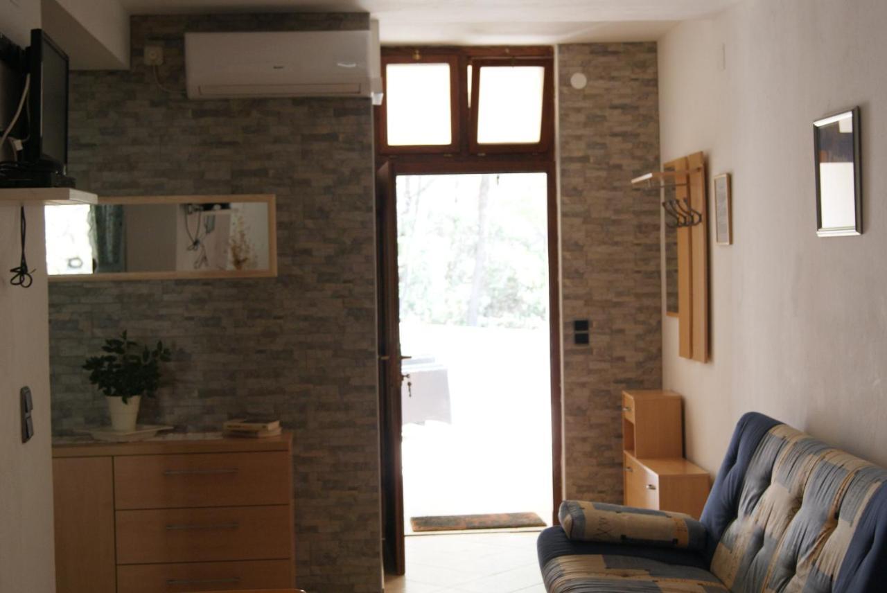Seaside Secluded Apartments Zavala, Hvar - 15357 ييلسا المظهر الخارجي الصورة
